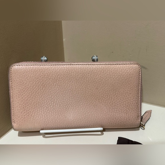 Gucci Marmont Light Blush Pink Pebbled Calfskin Zip Wallet - Picture 10 of 15